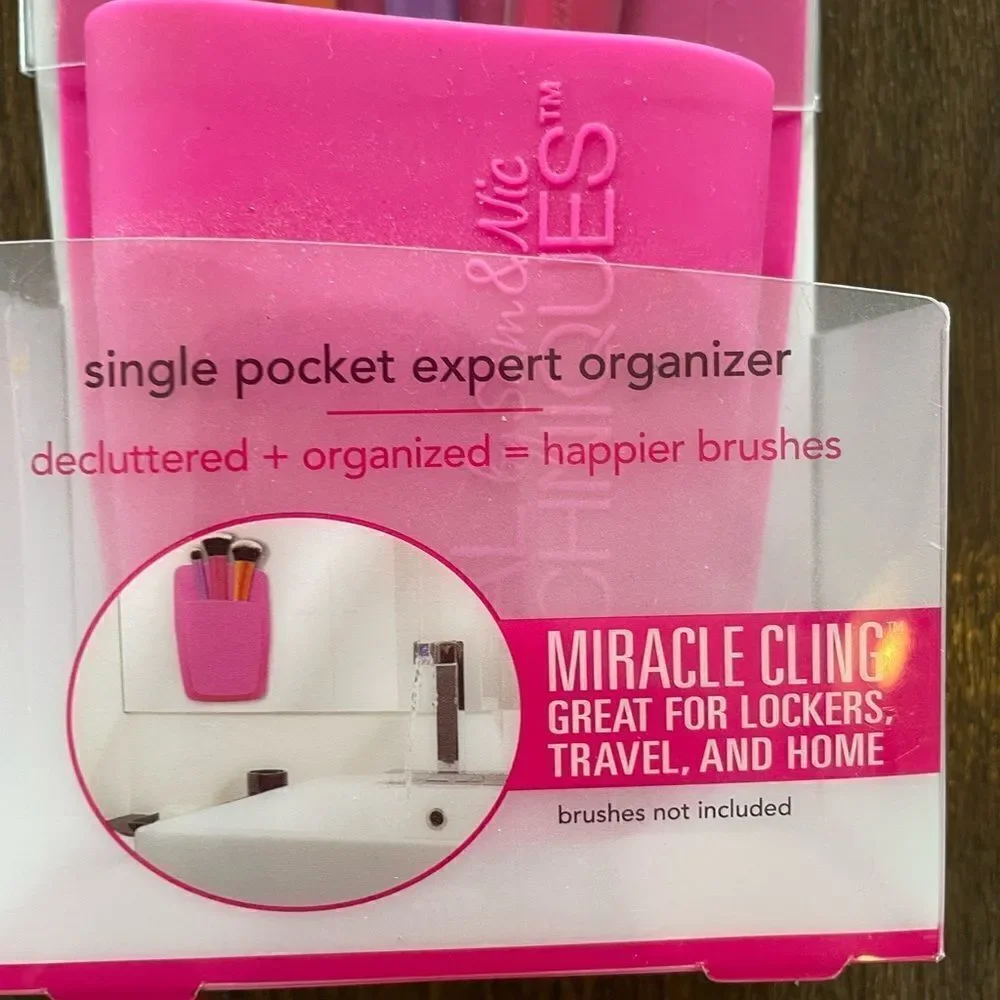 NWT REAL Miracle Cling Single Pocket Expert Organizer